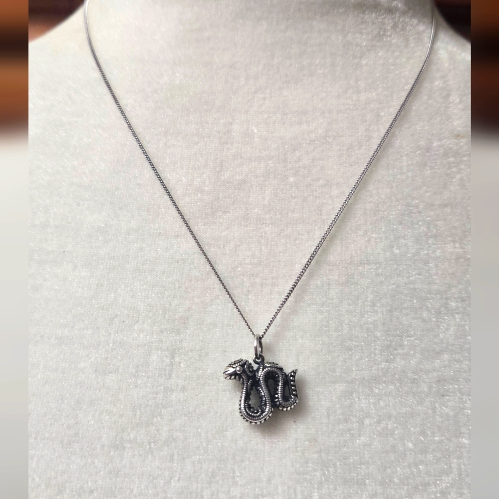 Vintage Cobra Slithering Serpent Snake Pendant Necklace 925 Sterling Silver 18"